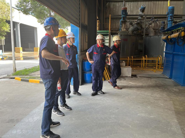 集团公司到建材公司检查清静环保事情 