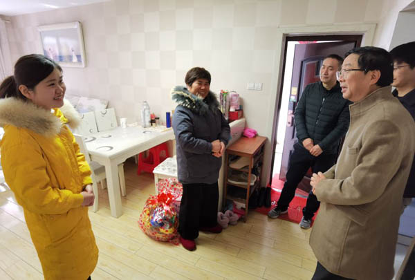 公司党委开展走访慰问事情