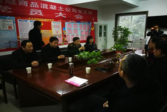 铜官戋戋委常委、人武部到商品混凝土公司开展专项督导事情