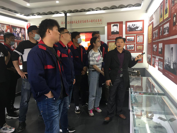 第二修建工程事业部开展主题团日运动