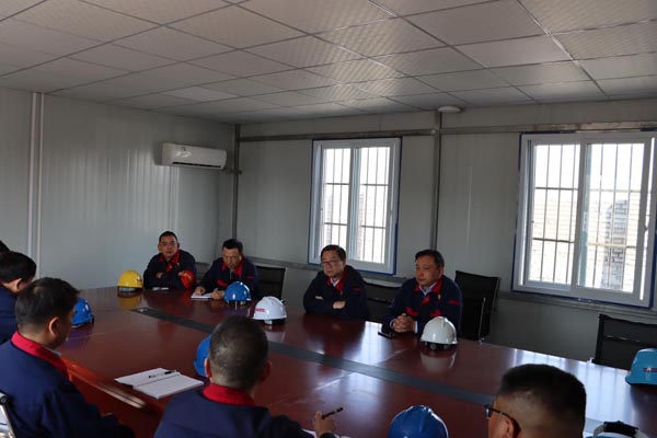 公司党委书记到铜基新质料项目调研