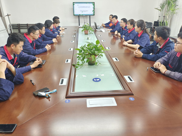 第一修建工程事业部举行导师带徒签约仪式